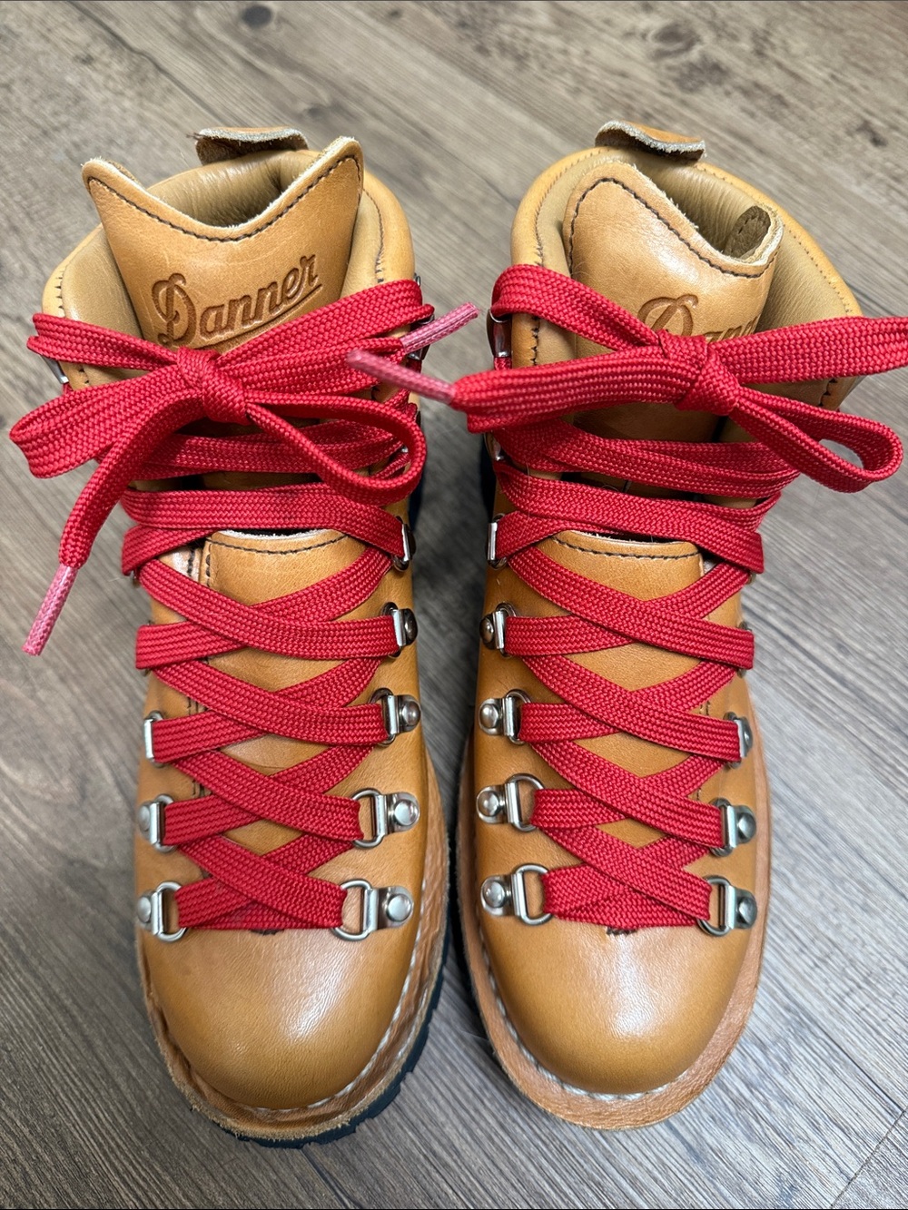 Danner Mountain Lite Cascade Boot - Picture 2 of 7